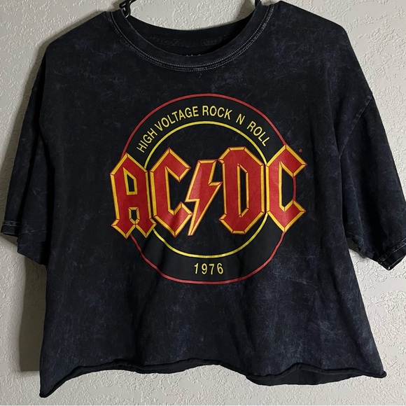 New Without Tag AC DC Crop Top Size Medium - Picture 1 of 3